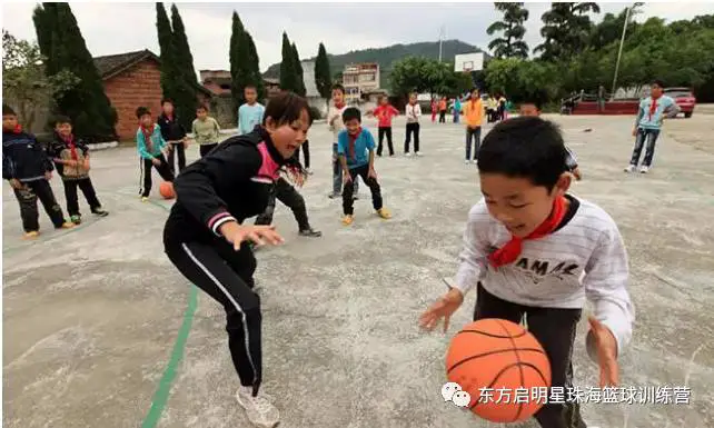 业余篮球爱好者在哪里可以找到表演赛资源_2